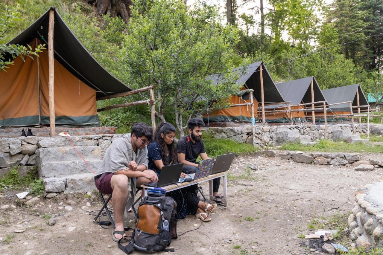 Himtrek Riverside Camps & Hostel Manali Eksteriør billede